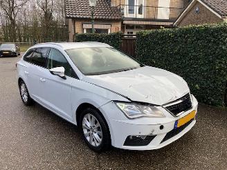 Schade scooter Seat Leon ST 1.0 TSI ULTIMATE EDITION 2020/3