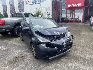 damaged commercial vehicles Toyota Aygo Aygo (B40), Hatchback, 2014 1.0 12V VVT-i 2016/2