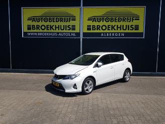 occasion motor cycles Toyota Auris 1.8 Hybrid Executive 2013/4