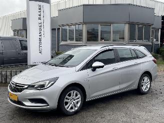 damaged campers Opel Astra SPORTS TOURER 1.4 Business Executive 2018/6