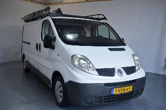 dommages motocyclettes  Renault Trafic T29 L2/H1 2.0 DCI 66KW E4 2009/11