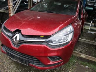 dañado vehículos comerciales Renault Clio  2017/1