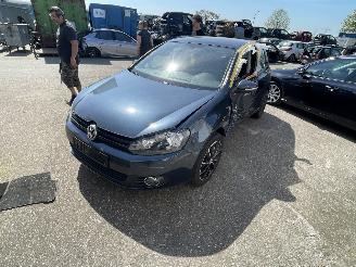 uszkodzony samochody osobowe Volkswagen Golf 6 1.4 16V 2009/1