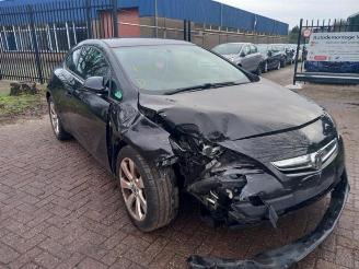 uszkodzony skutery Opel Astra Astra J GTC (PD2/PF2), Hatchback 3-drs, 2011 / 2018 1.4 Turbo 16V ecoFLEX 140 2014/11