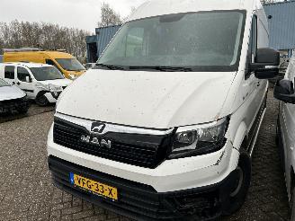 krockskadad bil caravan MAN TGE 35 2.0 TDI  Extra Lang-Hoog   ( Motor Schade ) 2020/2