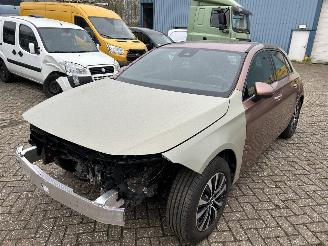 rozbiórka samochody osobowe Mercedes A-klasse 180  Automaat   ( 11201 KM ) 2022/6