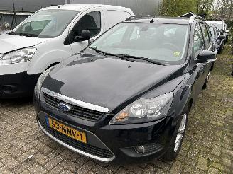 Schadeauto Ford Focus Stationcar 1.8 Limited 2010/10