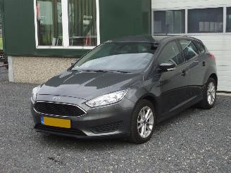 damaged commercial vehicles Ford Focus 1.0 Trend Navi Cruise 2015/6