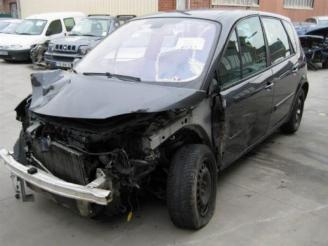 škoda dodávky Renault Scenic  2004/4
