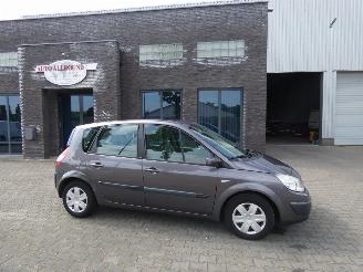 occasion campers Renault Scenic 1.6-16V DYNAM.COMF. 2006/1