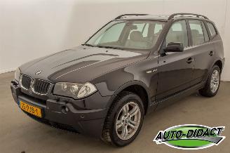 dommages machines BMW X3 3.0i Executive Automaat Pano LEER 2003/12