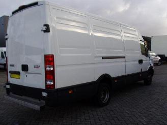 damaged motor cycles Iveco Daily 40c 18v  maxi dubb lucht 3.0 auto euro4 2008/2