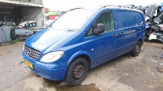 Vaurioauto  commercial vehicles Mercedes Vito 639 2007 120 CDI 642990 722683 Blauw onderdelen 2007/4