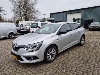 Unfall Kfz Roller Renault Mégane Tce 130 Limited Navi 2018/6