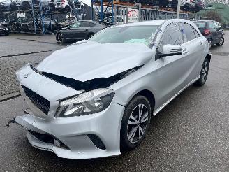 damaged commercial vehicles Mercedes A-klasse  2018/1