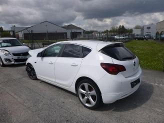 dañado vehículos comerciales Opel Astra 1.7 CDTI    A17DTJ 2010/5